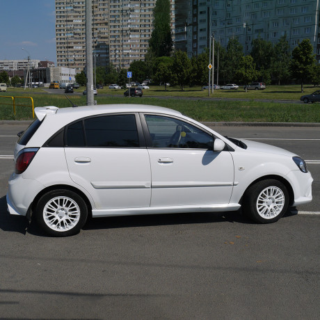 Аэродинамический обвес для KIA Rio JB (2006-2011) купить недорого с доставкой в Бор